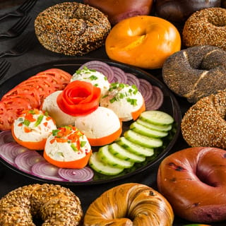SCHMEAR & BAGEL TRAY