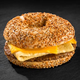 VEGAN BREAKFAST BAGEL